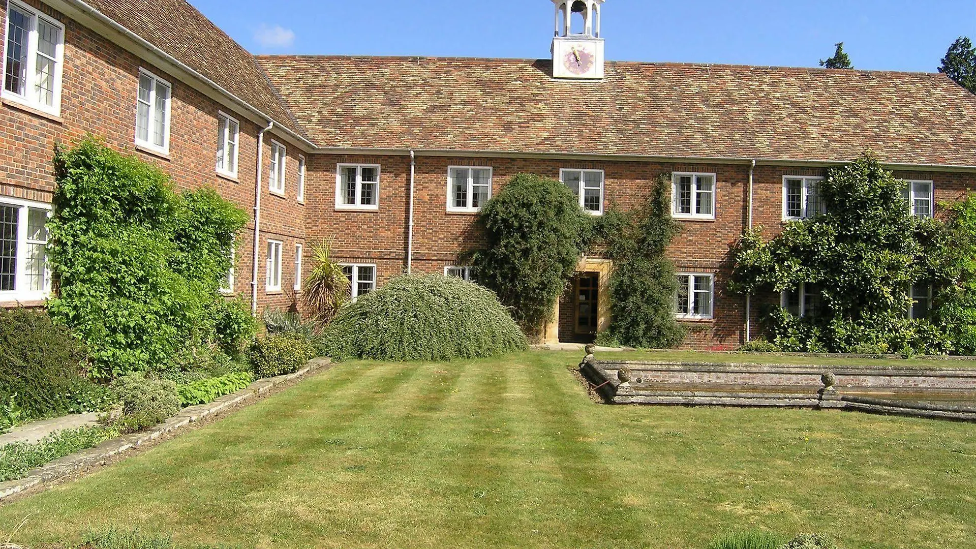 Madingley Hall Bar Hill Hostel